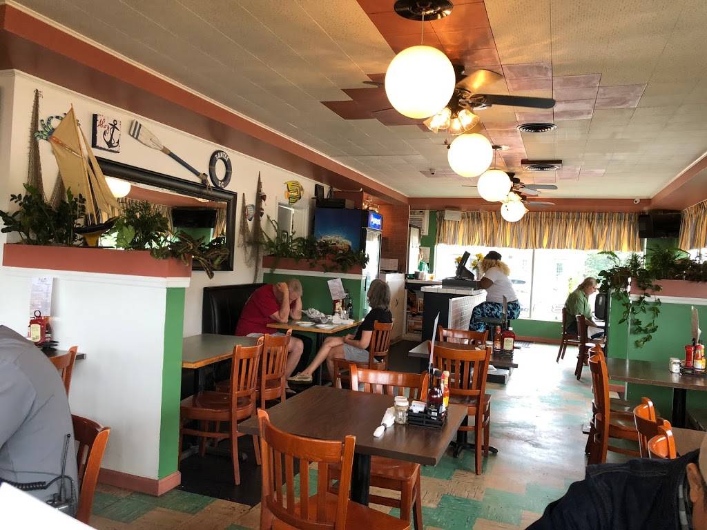 Santee Seafood Bistro & Fresh Market | restaurant | 648 Bass Dr, Santee, SC 29142, USA | 8038544840 OR +1 803-854-4840