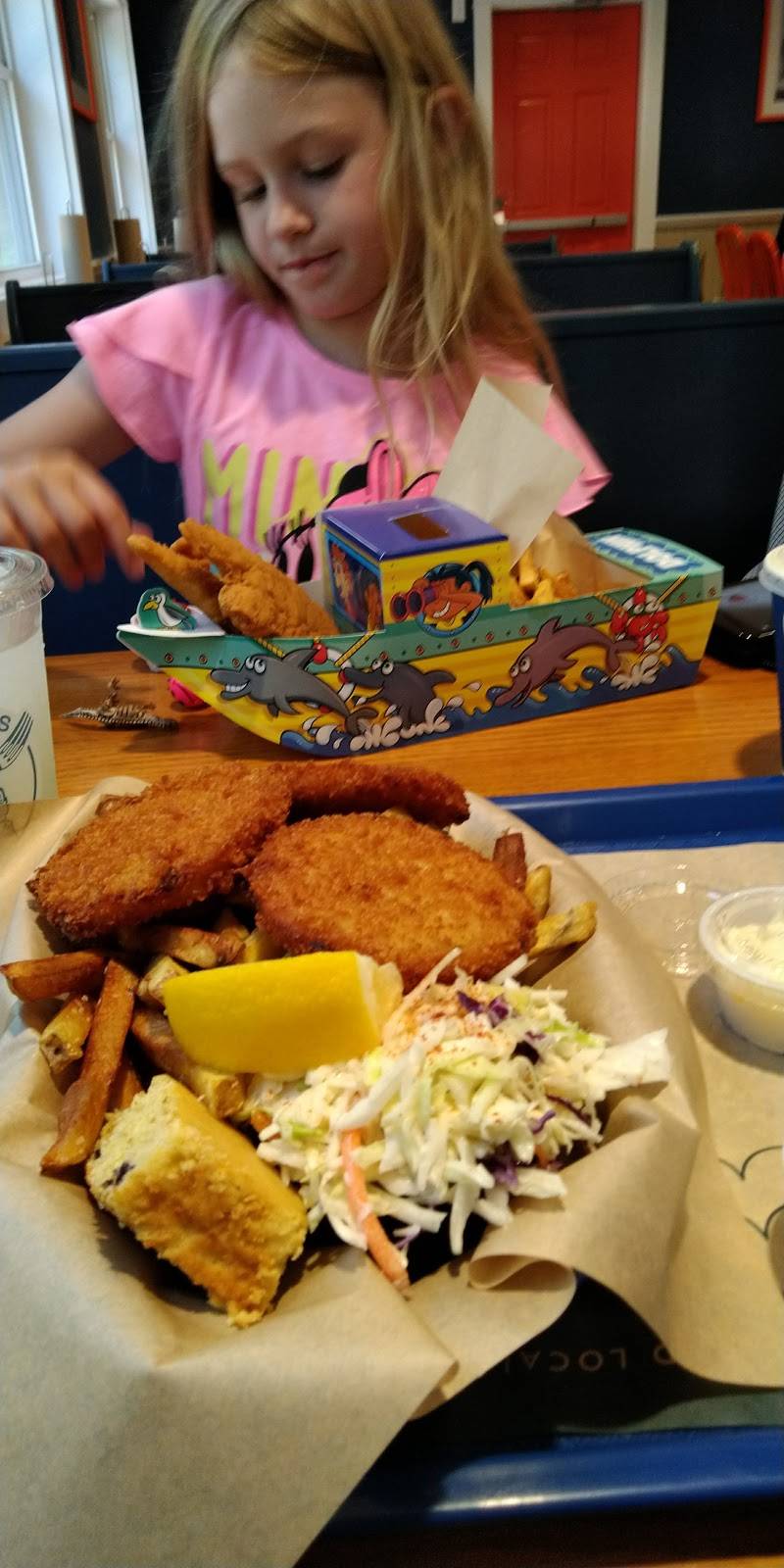 Spinnakers Seafood Restaurant | restaurant | 31270_00105-021, Wells, ME 04090, USA | 2072169291 OR +1 207-216-9291