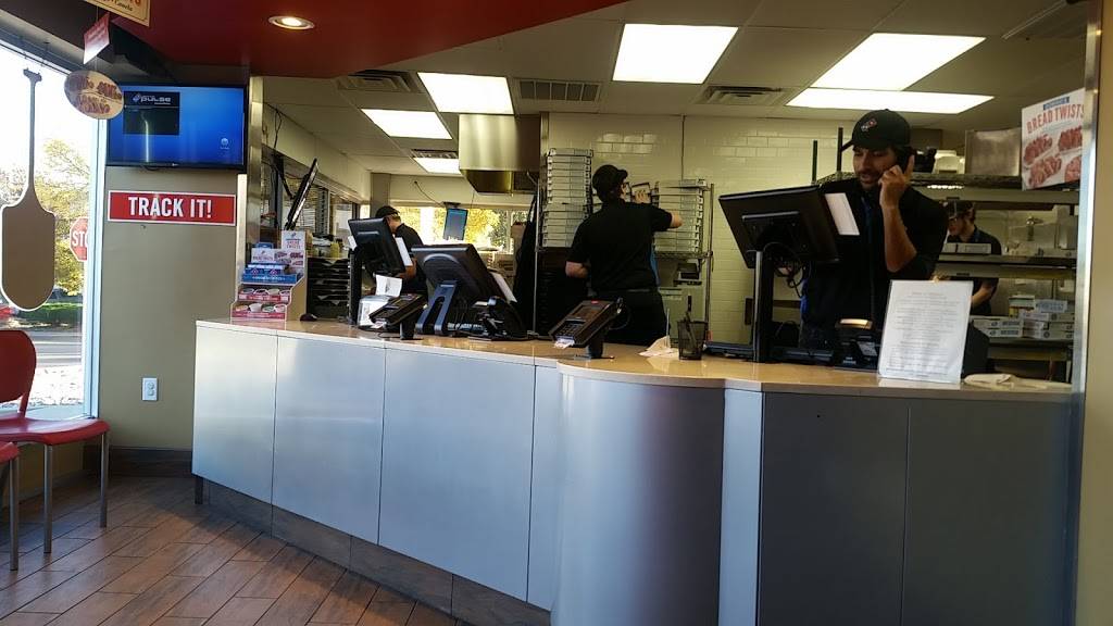 Dominos Pizza | meal delivery | 3302 W Colorado Ave, Colorado Springs, CO 80904, USA | 7196333500 OR +1 719-633-3500