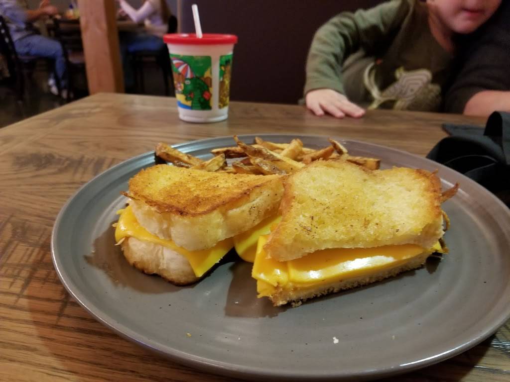 Ryans Creek House | restaurant | 171 Crooked Creek Dam Rd, Ford City, PA 16226, USA | 7249027650 OR +1 724-902-7650