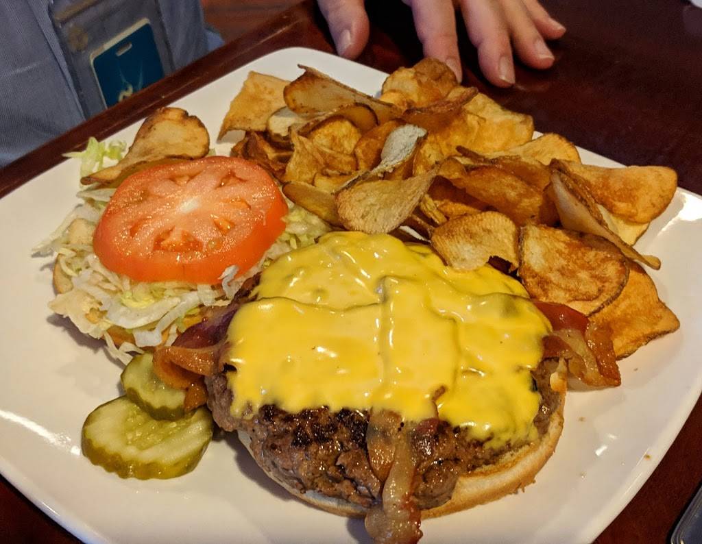 Brickhouse Diner | restaurant | 580 E Main St #101, Norfolk, VA 23510, USA | 7576221006 OR +1 757-622-1006