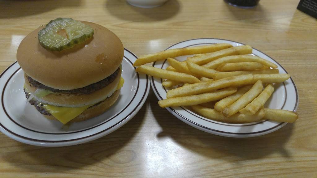 Frischs Big Boy | restaurant | 1803 N Greensburg Crossing, Greensburg, IN 47240, USA | 8126638114 OR +1 812-663-8114