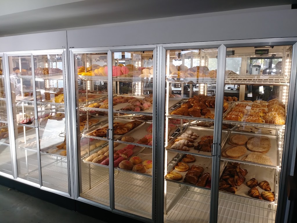 La Plaza Bakery | bakery | 111 Broadway St, King City, CA 93930, USA | 8313858888 OR +1 831-385-8888