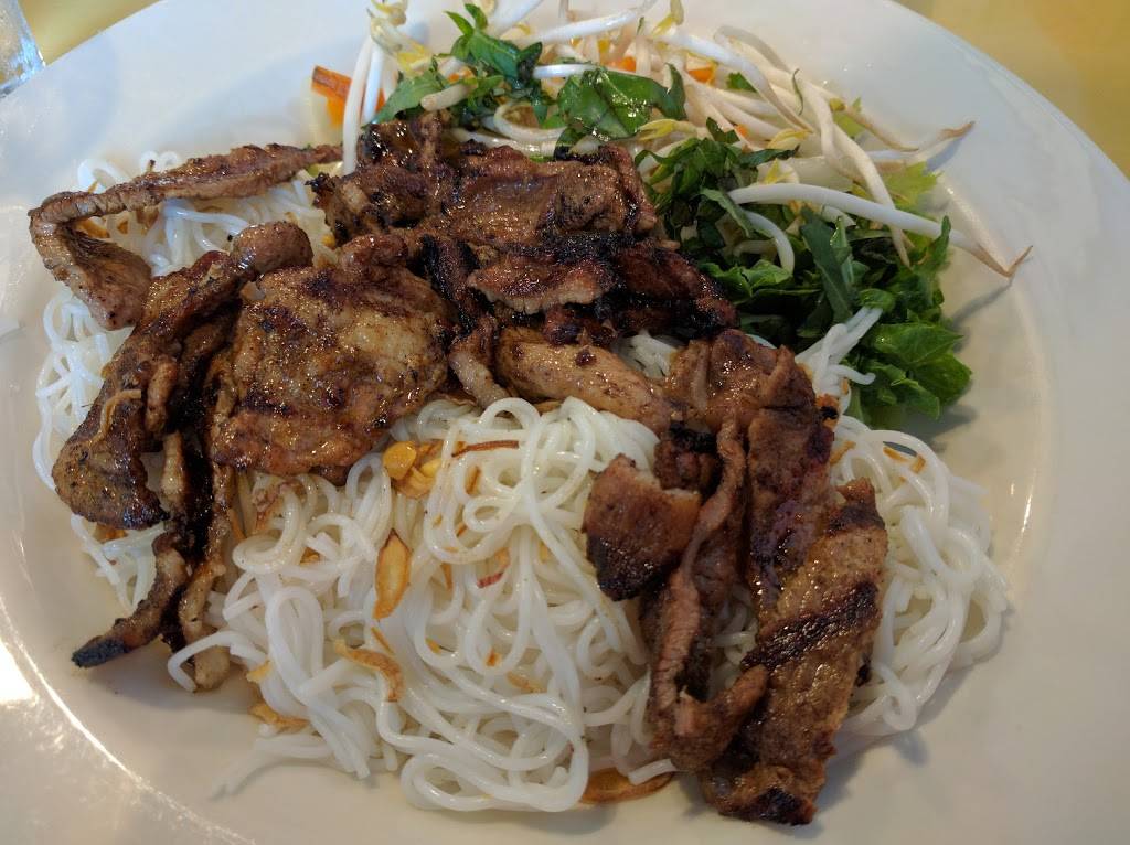 A Bit of Saigon | restaurant | 3503 Kernan Blvd S, Jacksonville, FL 32224, USA | 9043795752 OR +1 904-379-5752