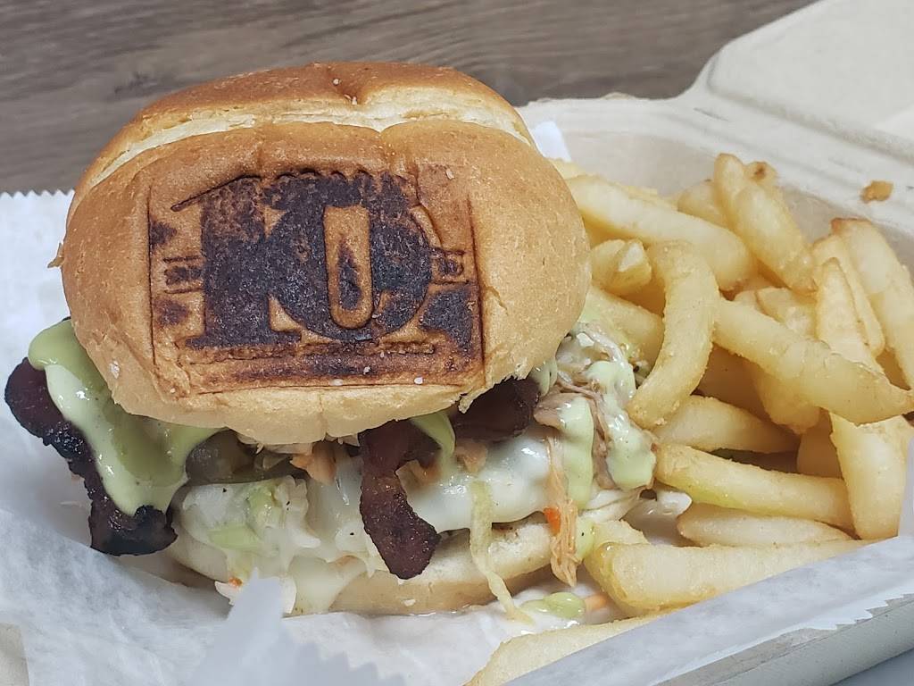 CALLE 10 Colombian Street Food | restaurant | 1684 SE Port St Lucie Blvd, Port St. Lucie, FL 34952, USA | 7723011795 OR +1 772-301-1795