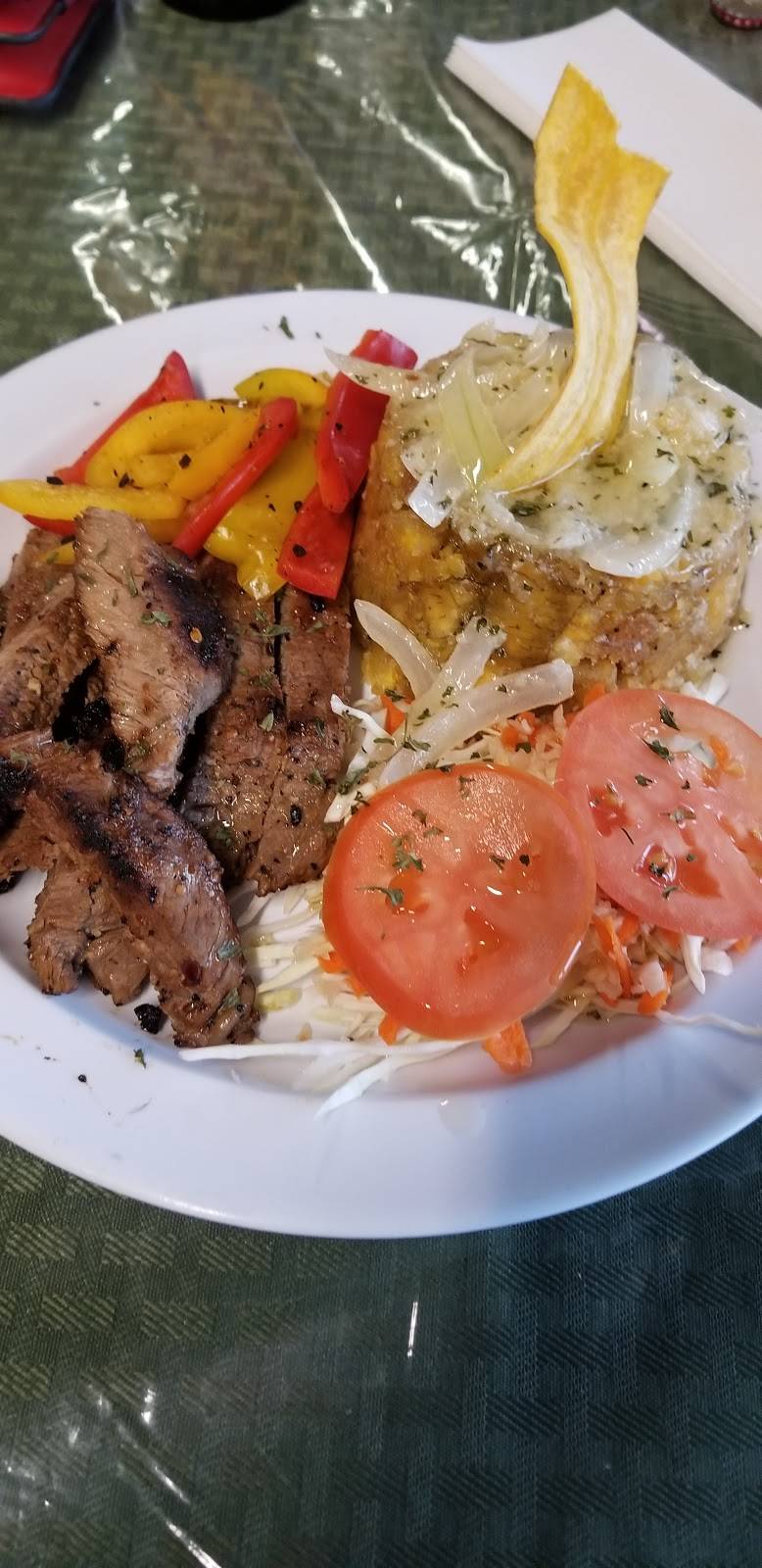 El Quijote Bar & Grill | restaurant | 6110 Causeway Blvd, Tampa, FL 33619, USA | 8136447836 OR +1 813-644-7836