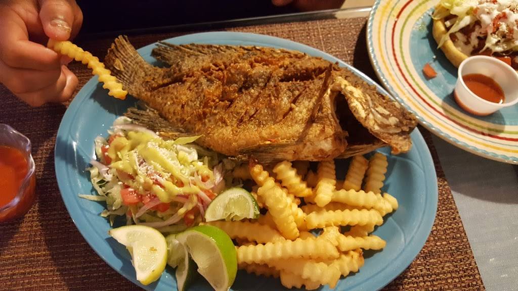 Mariscos Azteca Mexican Seafood Restaurant | restaurant | 1100 N Tuttle Ave #8, Sarasota, FL 34237, USA | 9412103873 OR +1 941-210-3873