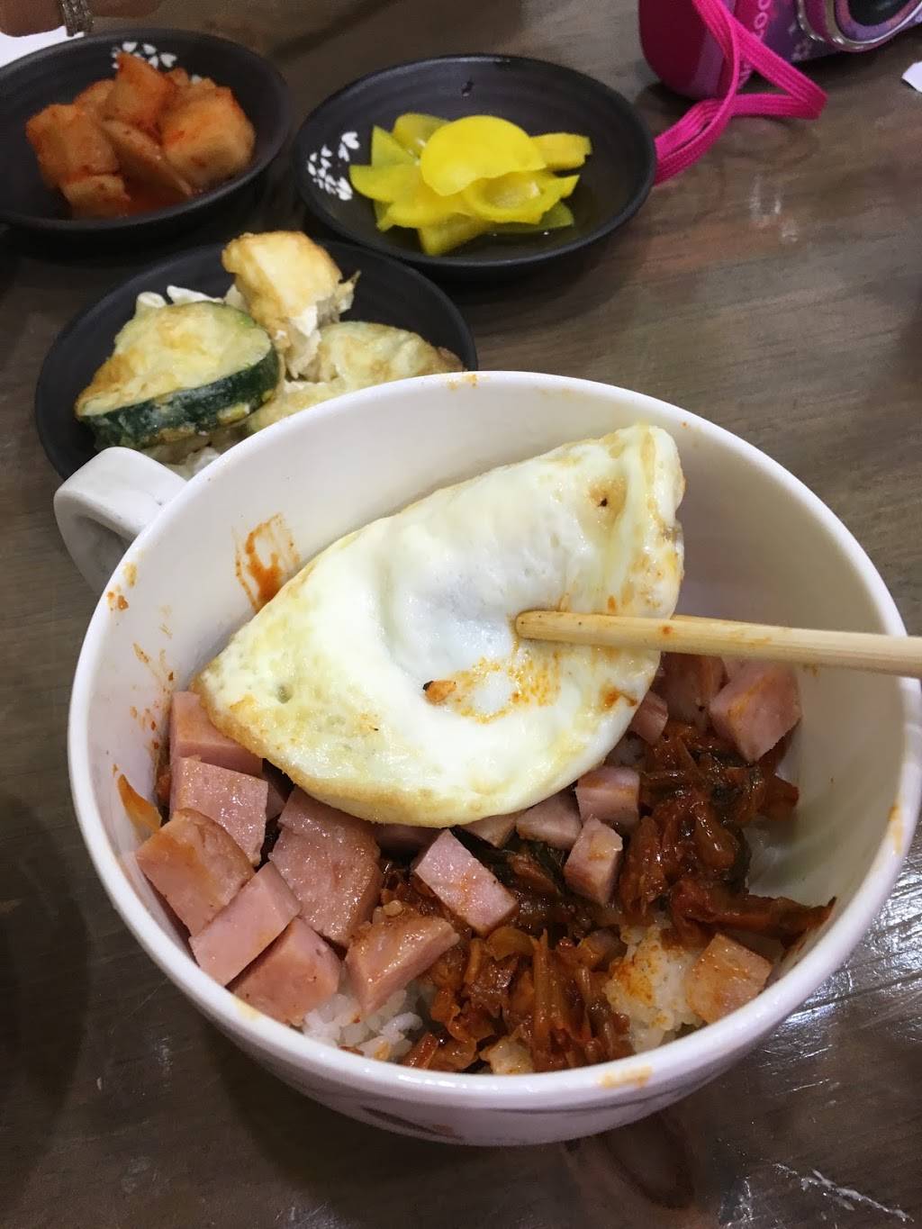 Rolly Kimbab | restaurant | 16316 Northern Blvd, Flushing, NY 11358, USA | 7186611544 OR +1 718-661-1544