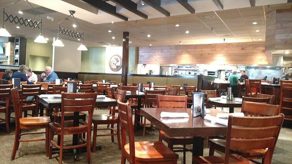 Carrabbas Italian Grill | restaurant | 6803 N Kings Hwy, Myrtle Beach, SC 29577, USA | 8434672600 OR +1 843-467-2600