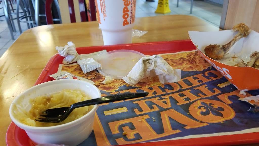 Popeyes Louisiana Kitchen | restaurant | 6553 Tara Blvd, Jonesboro, GA 30236, USA | 7704778084 OR +1 770-477-8084