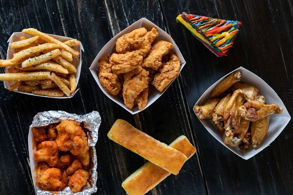 Wing Snob | restaurant | 205 S Livernois Rd, Rochester Hills, MI 48307, USA | 2489659464 OR +1 248-965-9464