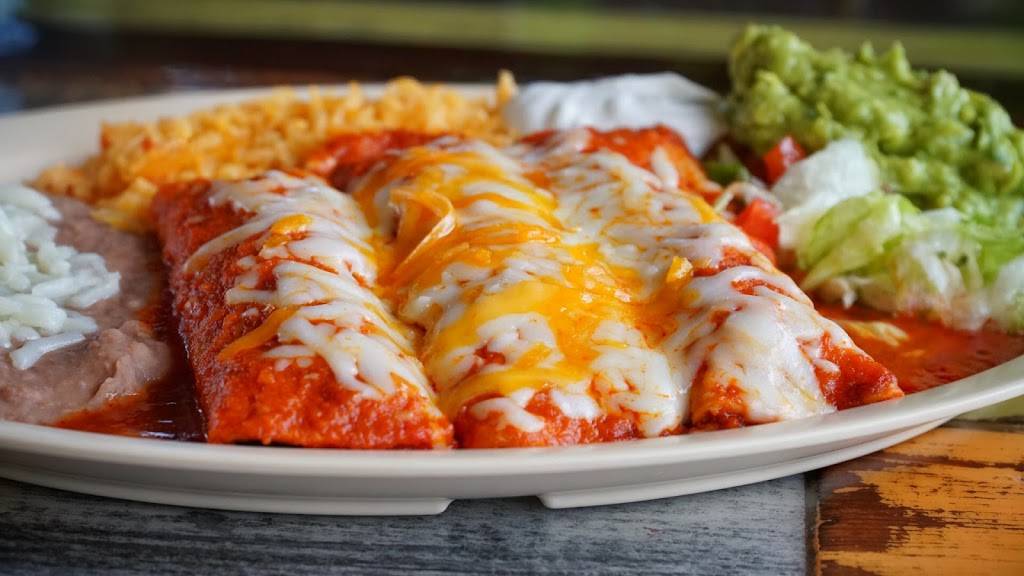 El Burrito Loco | restaurant | 300 S Main St, Bourbonnais, IL 60914, USA | 8159336070 OR +1 815-933-6070