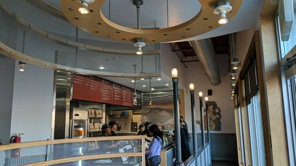 Chipotle Mexican Grill | restaurant | 6314 York Rd, Baltimore, MD 21212, USA | 4103777728 OR +1 410-377-7728