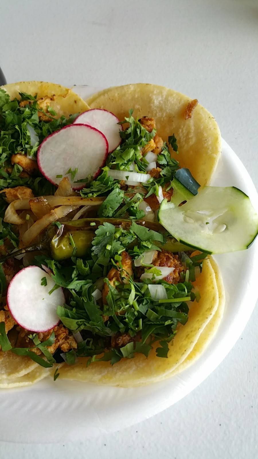 Ericks Tacos | restaurant | 12715 Nacogdoches Rd, San Antonio, TX 78217, USA | 2105900994 OR +1 210-590-0994