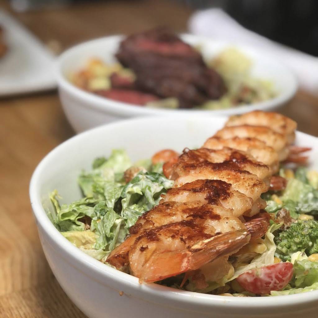 Left Coast Kitchen & Cocktails | restaurant | 1810 Merrick Rd, Merrick, NY 11566, USA | 5168685338 OR +1 516-868-5338