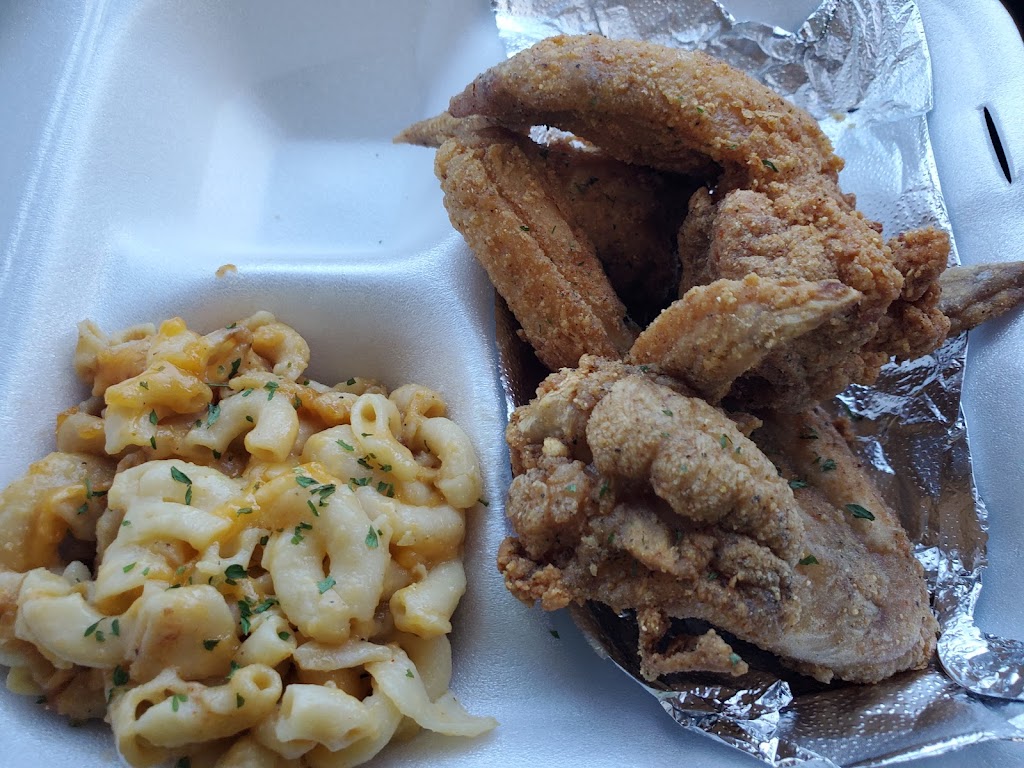 Family Soul | restaurant | 2300 N Rainbow Blvd, Las Vegas, NV 89108, USA | 7252055085 OR +1 725-205-5085