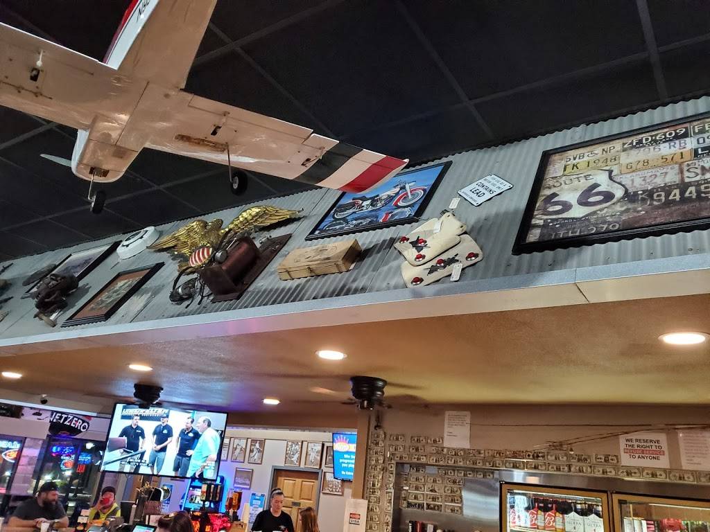 Scrap Yard Bar & Grill | restaurant | 1107 S Broadway, Oak Grove, MO 64075, USA | 8166251156 OR +1 816-625-1156