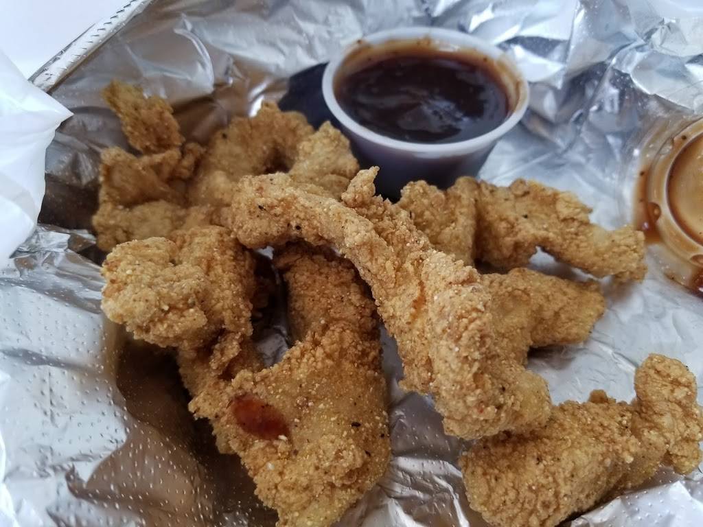 Kretzschys Smokey BBQ | restaurant | 604 S Unionville Rd, Sebewaing, MI 48759, USA | 9899751373 OR +1 989-975-1373