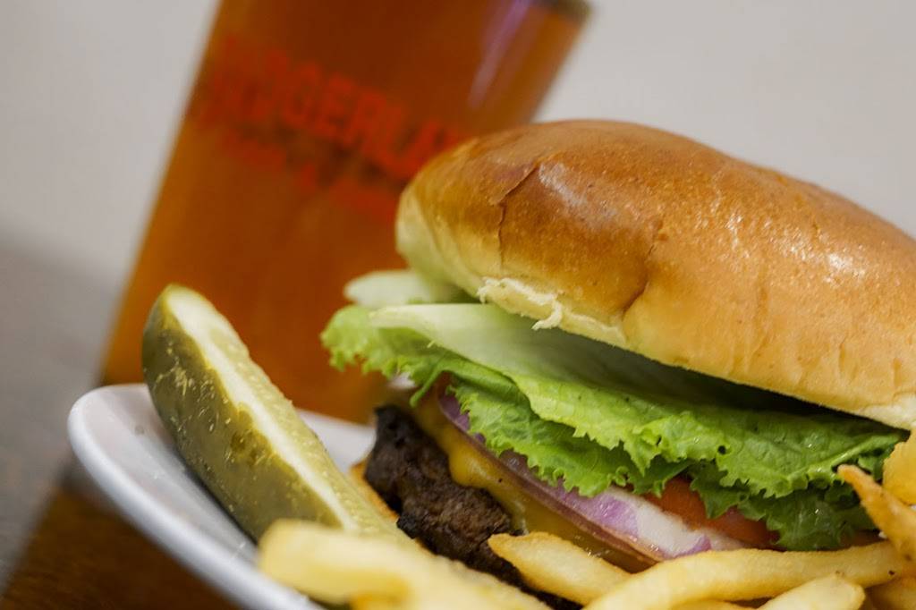 Badgerland Bar & Grill | restaurant | 525 W Johnson St, Madison, WI 53703, USA | 6082513033 OR +1 608-251-3033