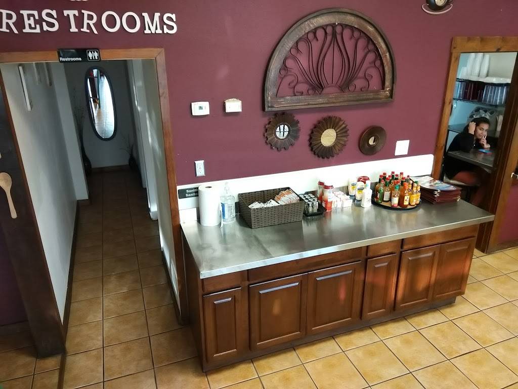 El Pollo Con Tajadas | restaurant | 12792 Veterans Memorial Dr, Houston, TX 77014, USA | 2818365854 OR +1 281-836-5854