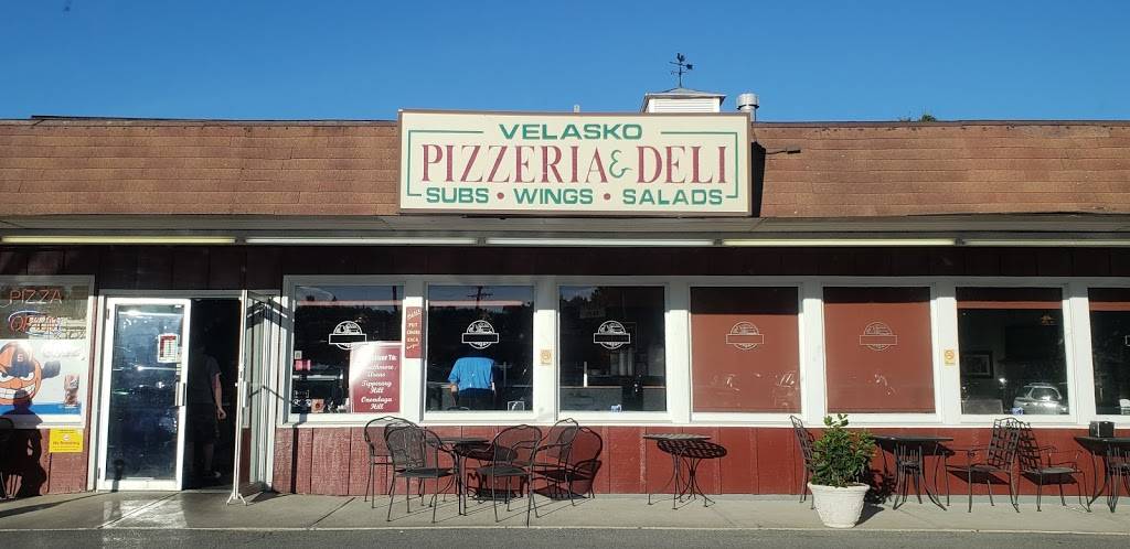 Velasko Pizzeria & Deli | restaurant | 4800 McDonald Rd, Syracuse, NY 13215, USA | 3154763455 OR +1 315-476-3455