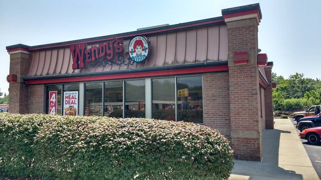Wendys | restaurant | 280 W State Rd 46, Spencer, IN 47460, USA | 8128292551 OR +1 812-829-2551