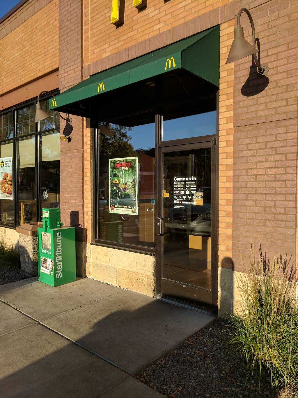 McDonalds | cafe | 1450 E Wayzata Blvd E, Wayzata, MN 55391, USA | 9524750258 OR +1 952-475-0258