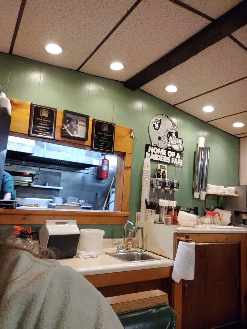 Richs Eggspress | restaurant | 1622 Thomaston Ave, Waterbury, CT 06704, USA | 2037556105 OR +1 203-755-6105