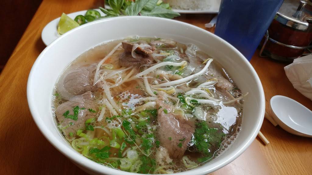 Pho 12 | restaurant | 3740 12th St NE, Washington, DC 20017, USA | 2025251447 OR +1 202-525-1447
