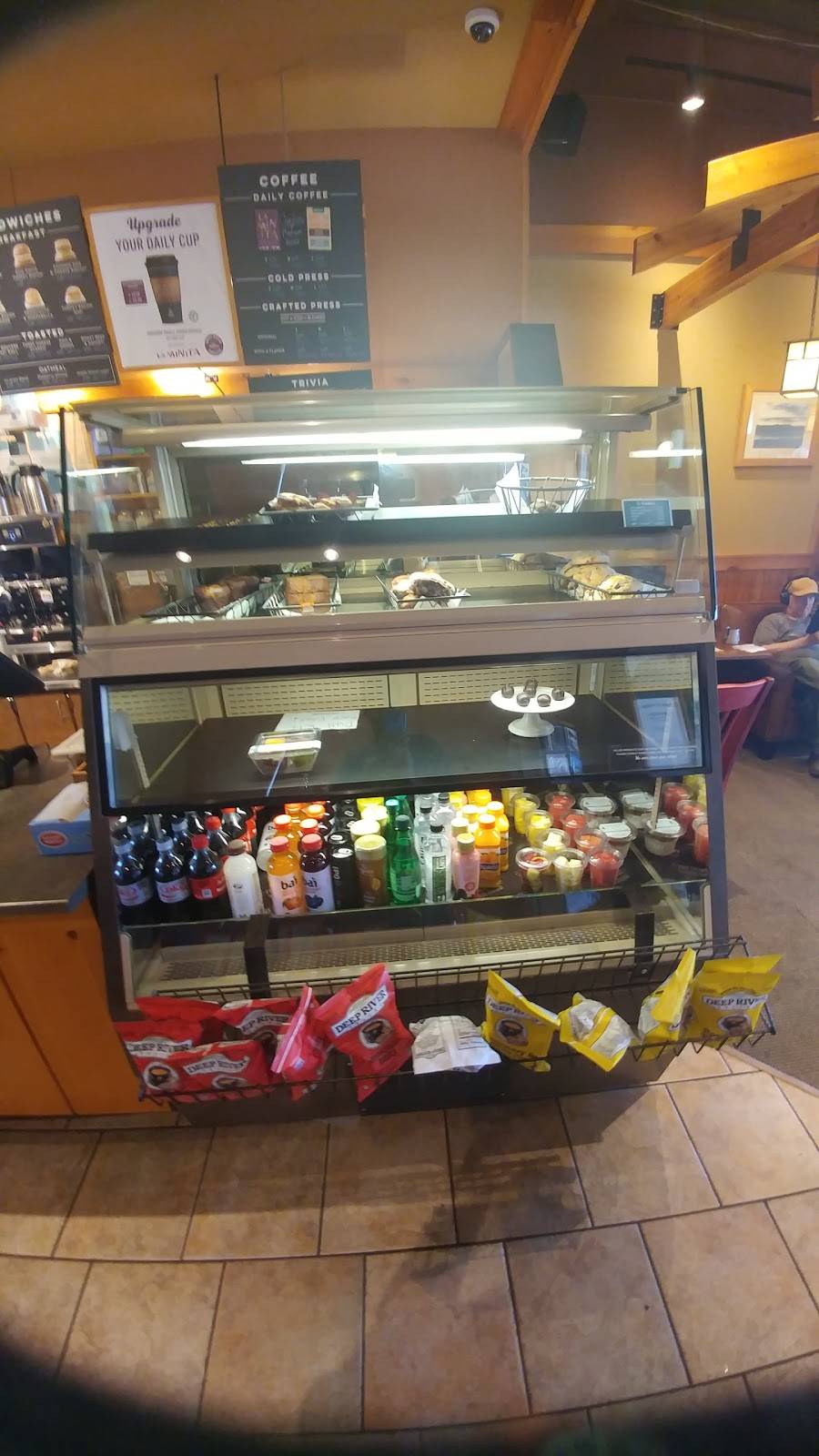 Caribou Coffee | cafe | 2001 Cliff Rd E, Burnsville, MN 55337, USA | 9528951976 OR +1 952-895-1976