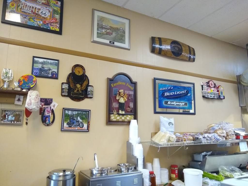 Scallywags Uptown Grill | restaurant | 28 S Jefferson St, Winchester, TN 37398, USA | 9319679302 OR +1 931-967-9302