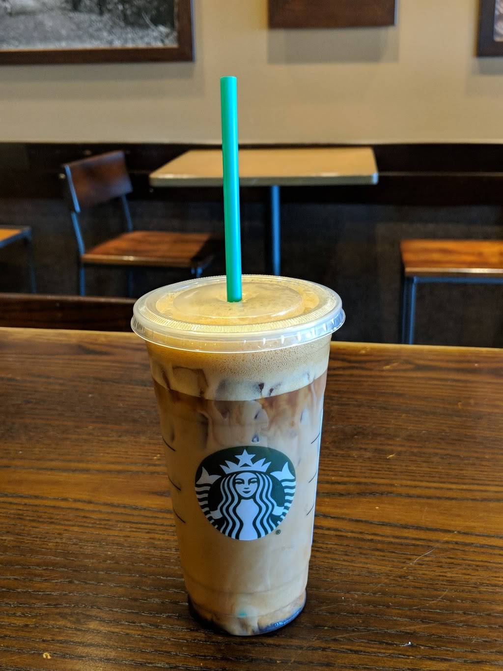 Starbucks | cafe | 12679 Middlebelt Rd, Livonia, MI 48150, USA | 7347620746 OR +1 734-762-0746