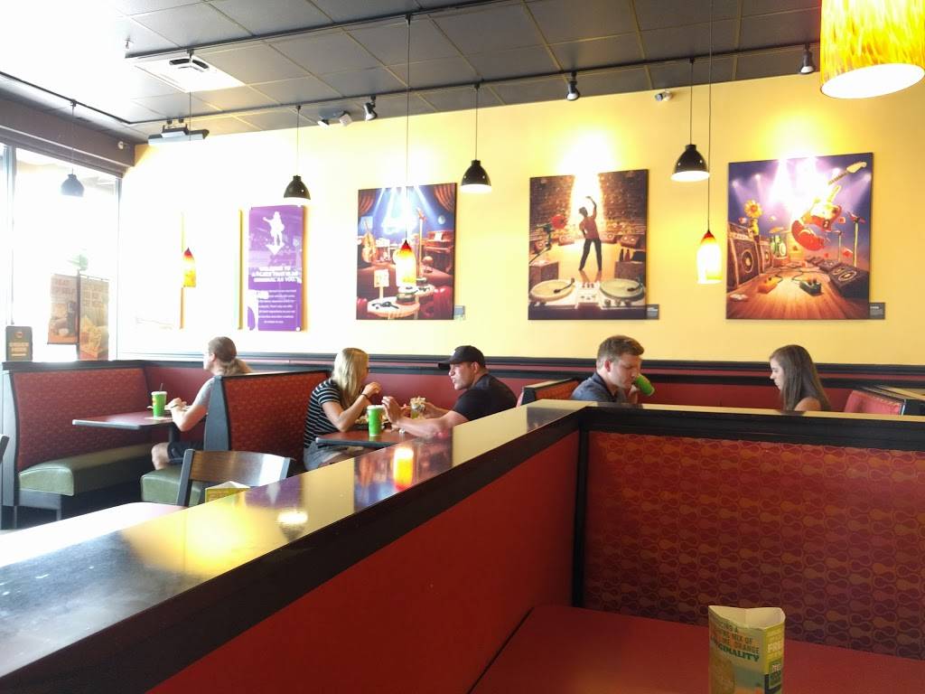 Moes Southwest Grill | restaurant | 423 N Alafaya Trail, Orlando, FL 32828, USA | 4076306611 OR +1 407-630-6611