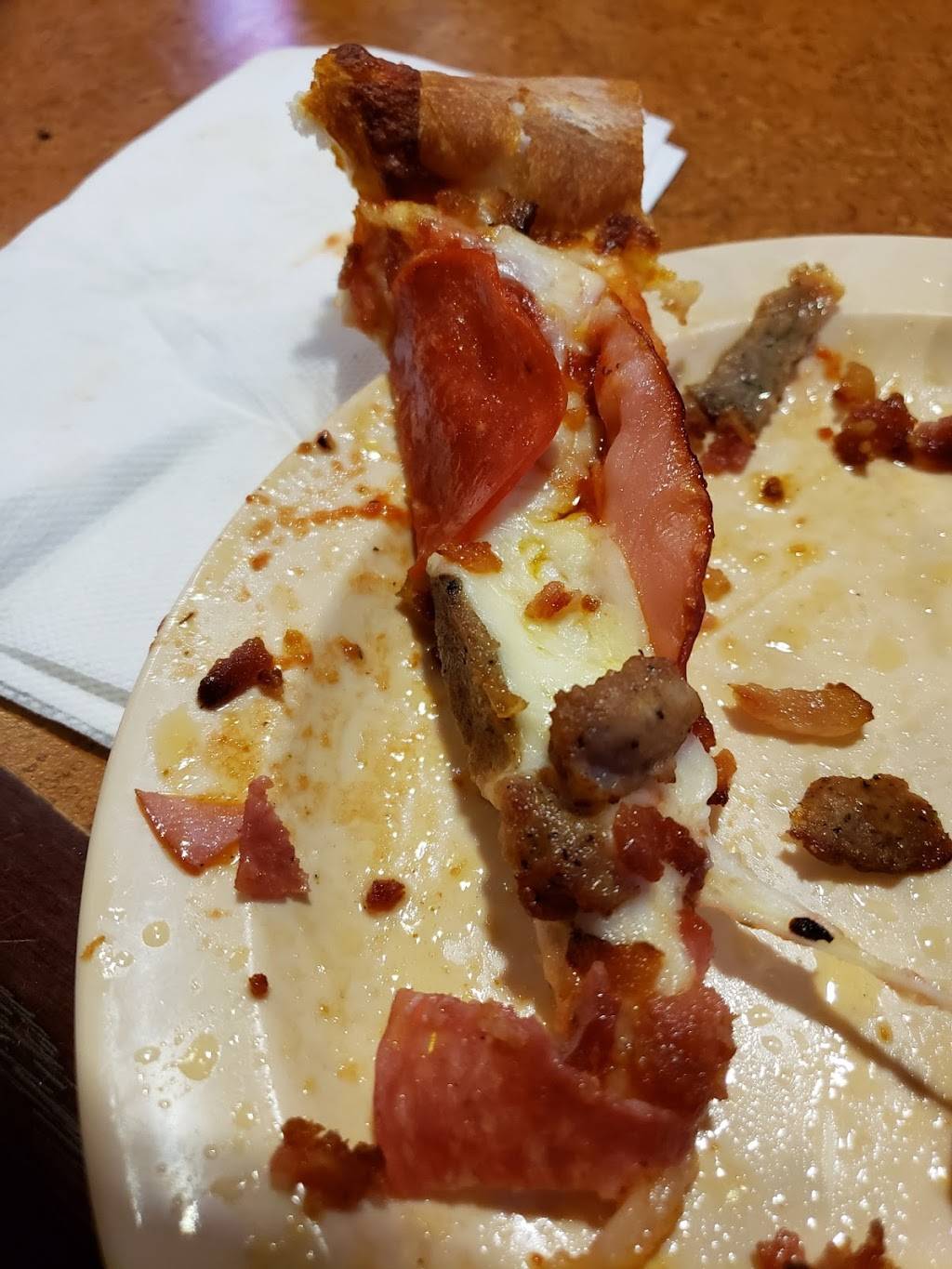 Vinces Pasta & Pizza | restaurant | 2833 W Ave L, Quartz Hill, CA 93536, USA | 6619432424 OR +1 661-943-2424