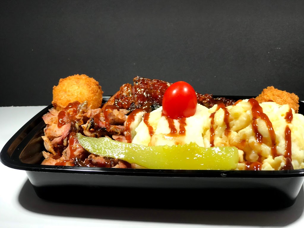 My Buddys BBQ & Catering | restaurant | 733 E College Ave, Jacksonville, IL 62650, USA | 2174610407 OR +1 217-461-0407