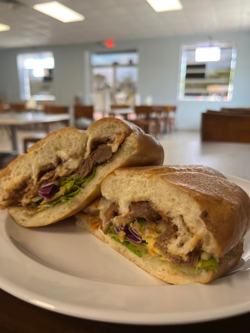 Delicias Alcemara Restaurant | restaurant | 4400 E Berry St suite 120, Fort Worth, TX 76105, USA | 6824996176 OR +1 682-499-6176