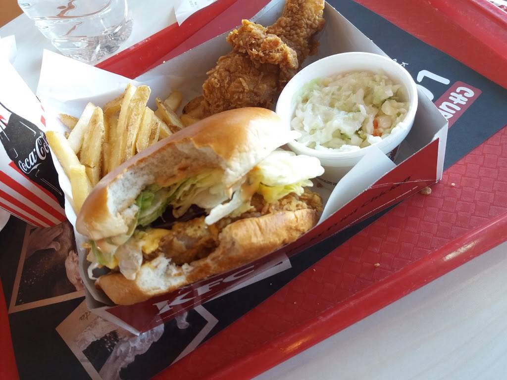 KFC | restaurant | Av de los Insurgentes S/N, Río Tijuana 3a. Etapa, Rio Tijuana 3ra Etapa, 22226 Tijuana, B.C., Mexico | 016649695959 OR +52 664 969 5959