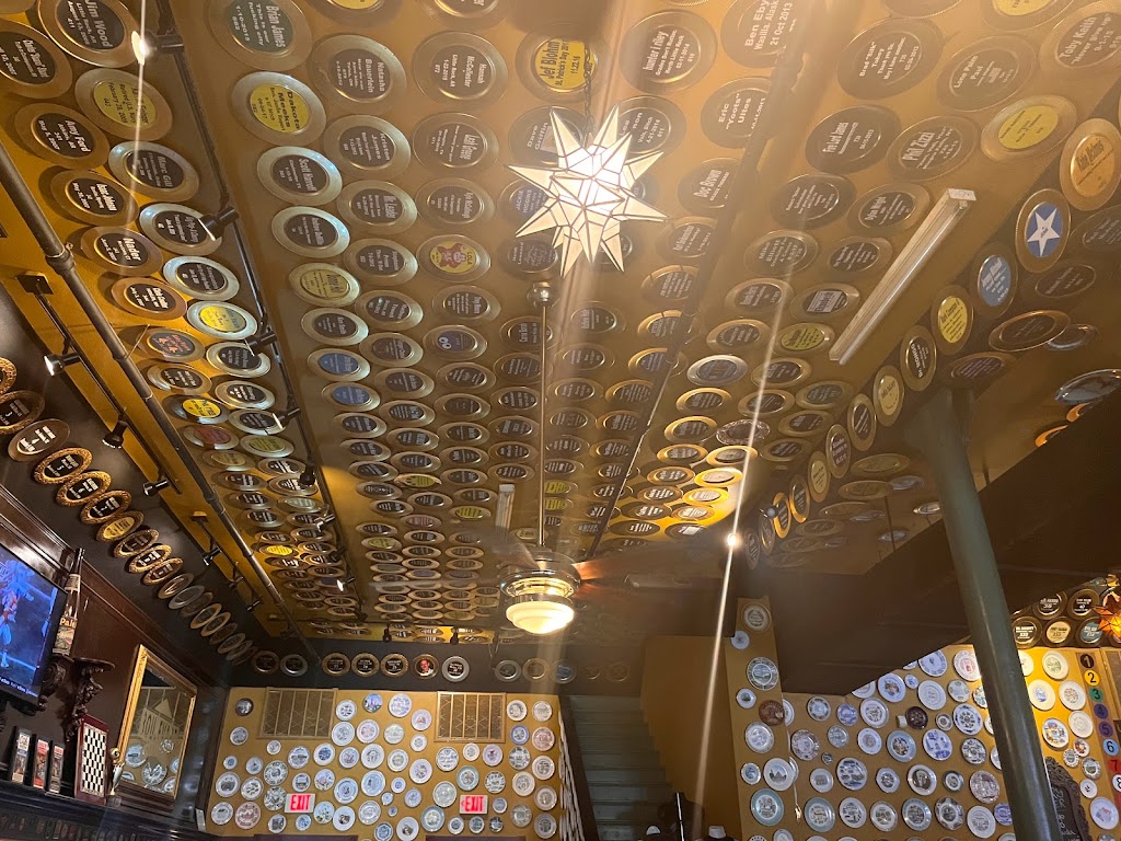 Flying Saucer Draught Emporium | restaurant | 323 President Clinton Ave, Little Rock, AR 72201, USA | 5013728032 OR +1 501-372-8032