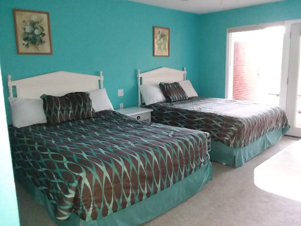 Powell Valley Resort | restaurant | 600 Powell Valley Marina Dr, LaFollette, TN 37766, USA | 4235625975 OR +1 423-562-5975