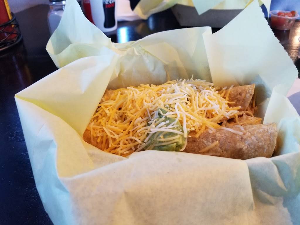 El Burro Taco Shop | restaurant | 36520 Temeku St, Murrieta, CA 92563, USA | 9514710640 OR +1 951-471-0640