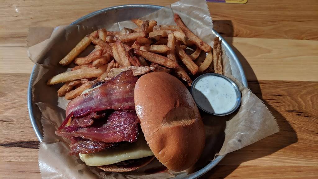 Burger Bar Chicago - Lincoln Park | restaurant | 1578 N Clybourn Ave, Chicago, IL 60642, USA | 3122550055 OR +1 312-255-0055