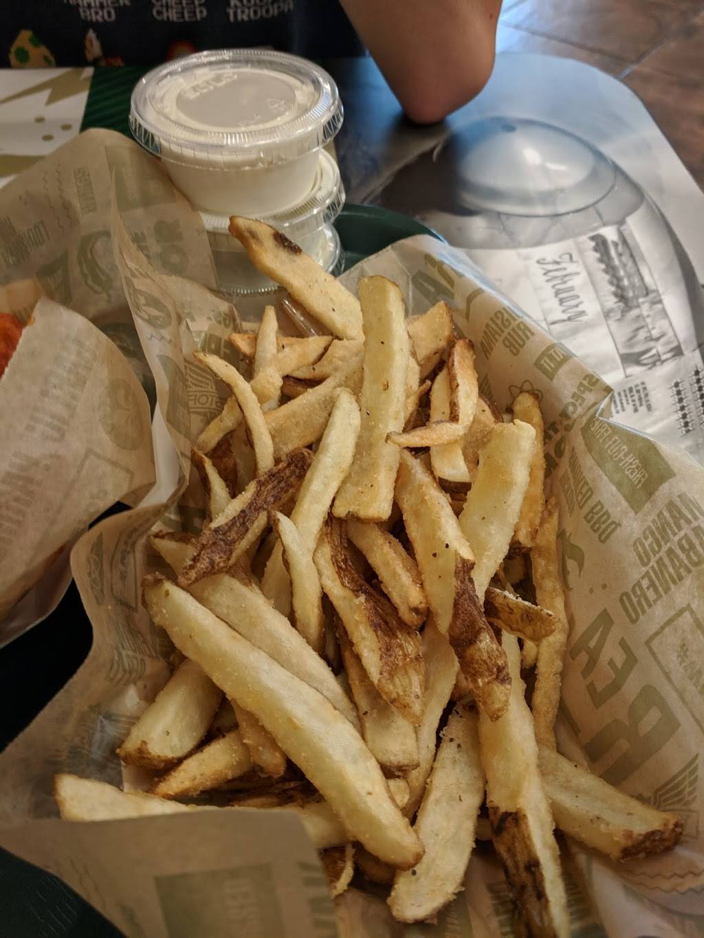 Wingstop | restaurant | 4004 Meadowdale Blvd, Richmond, VA 23234, USA | 8047671411 OR +1 804-767-1411