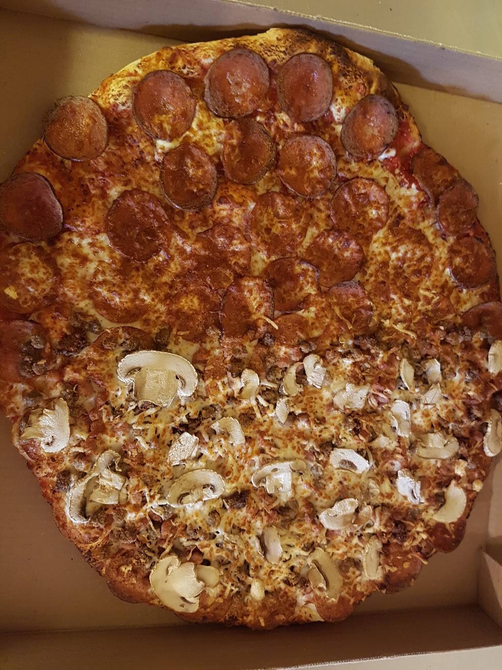 Pizza 77 | restaurant | 19181 Centre St, Mount Albert, ON L0G 1M0, Canada | 9054737700 OR +1 905-473-7700