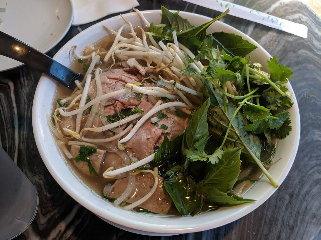 Pho Lang Thang | restaurant | 114 W Elder St, Cincinnati, OH 45202, USA | 5133769177 OR +1 513-376-9177