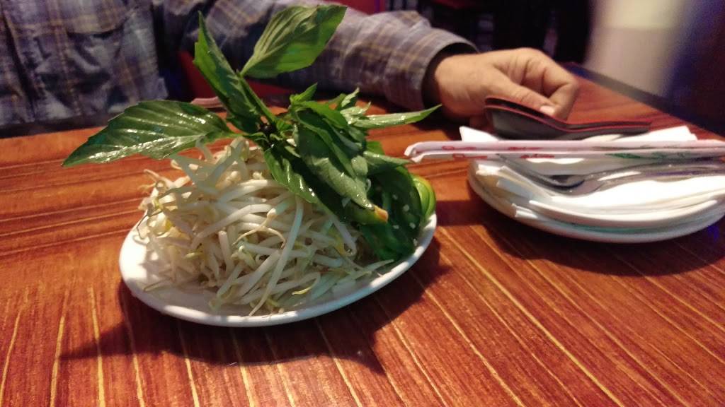 Pho Horns | restaurant | 50 Ann Mary St # 403, Pawtucket, RI 02860, USA | 4013656278 OR +1 401-365-6278