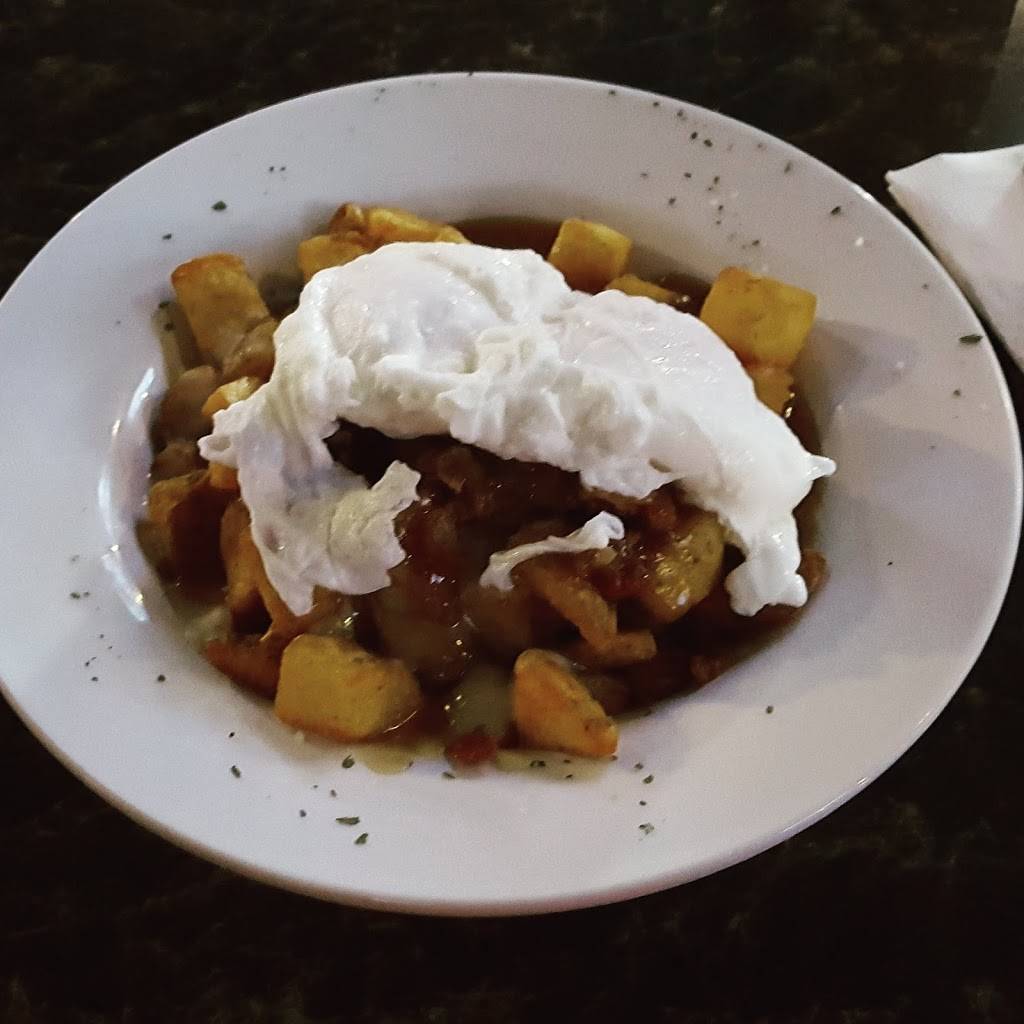 Whisky Johns Bar & Grill | restaurant | 843 King St W, Oshawa, ON L1J 2L4, Canada | 9055714533 OR +1 905-571-4533