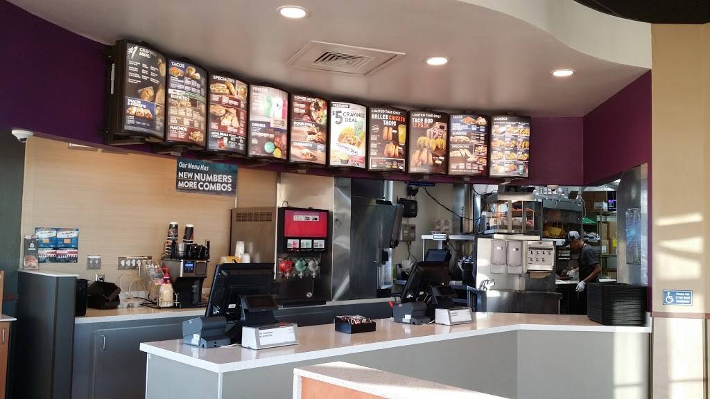Taco Bell | meal takeaway | 4801 L St, Omaha, NE 68117, USA | 4027330685 OR +1 402-733-0685