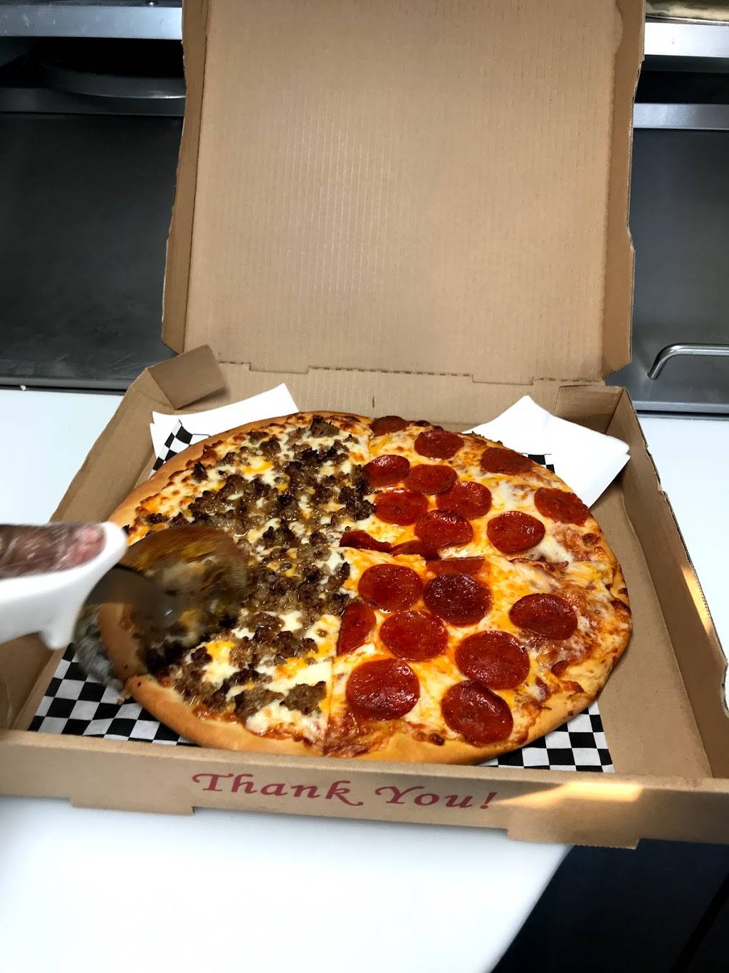 A&O Master Pizza | meal takeaway | 701 Hogan St, Houston, TX 77009, USA | 2816913229 OR +1 281-691-3229