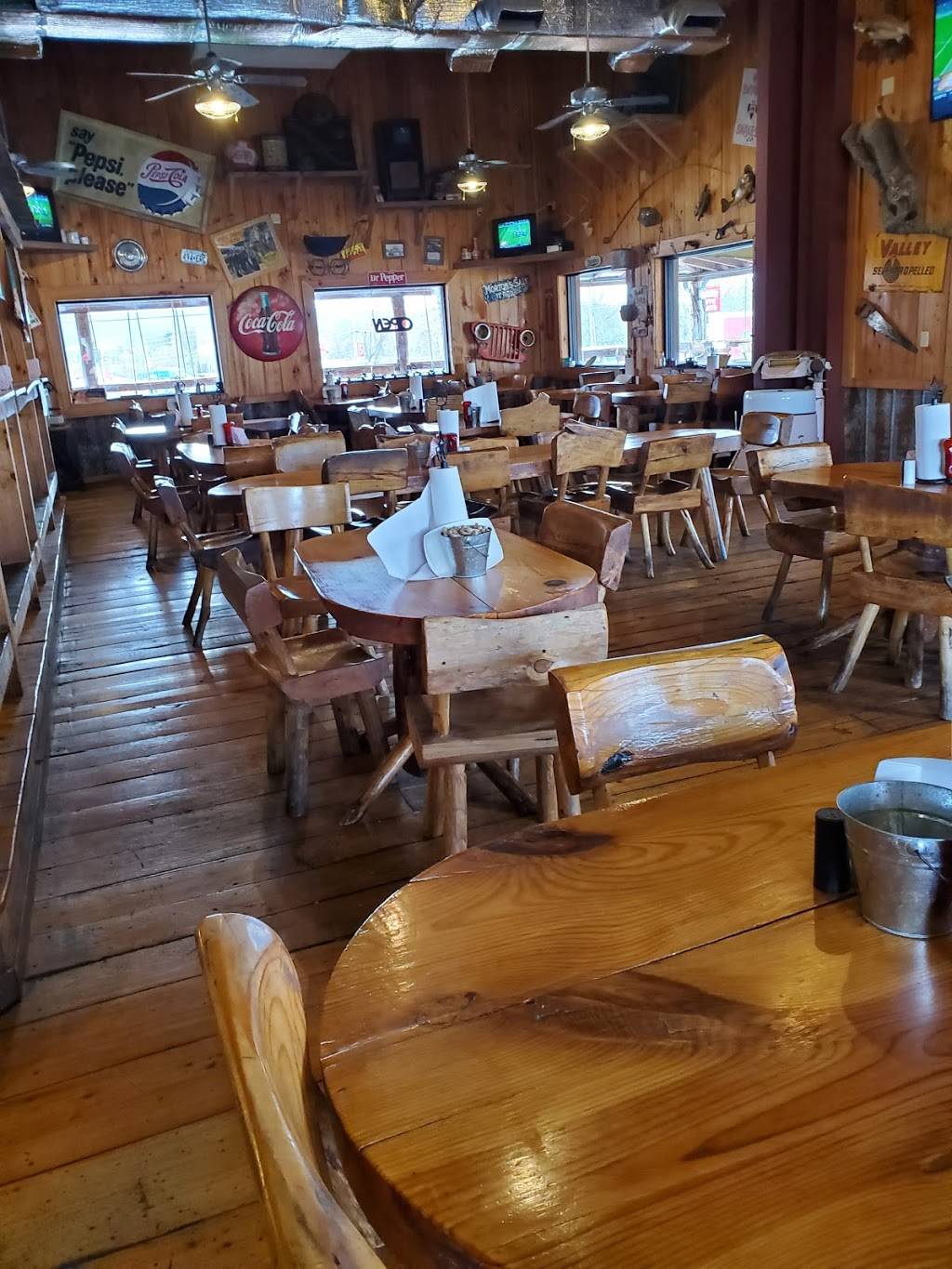 Wing Shack-Cheeseburger Grill | restaurant | 305 Sylamore Ave, Mountain View, AR 72560, USA | 8702699464 OR +1 870-269-9464