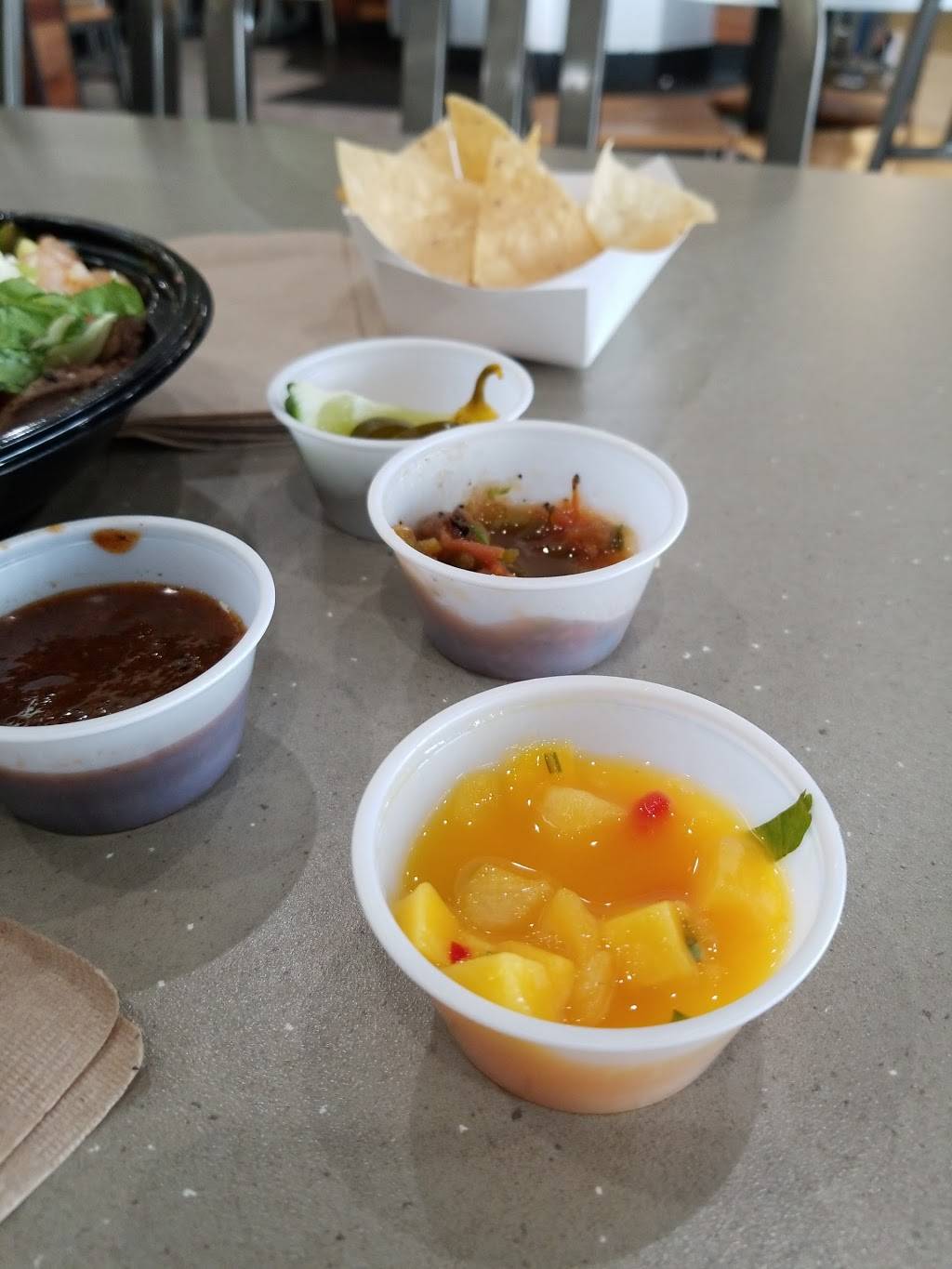 Baja Fresh | restaurant | 899 NE 25th Ave, Hillsboro, OR 97124, USA | 5037180030 OR +1 503-718-0030